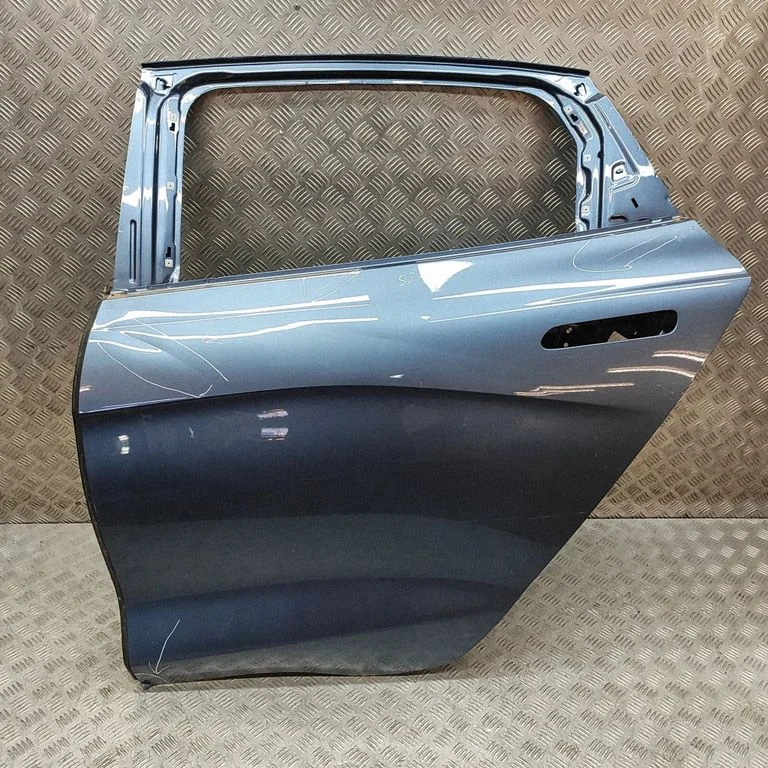 Rear door 1426492400