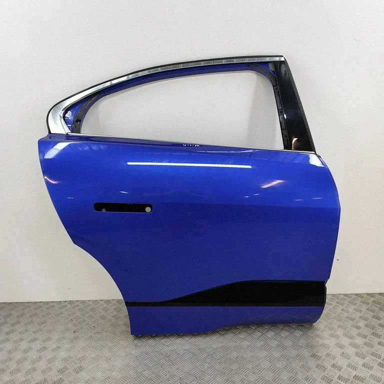 Rear door SAJ9D324630AA