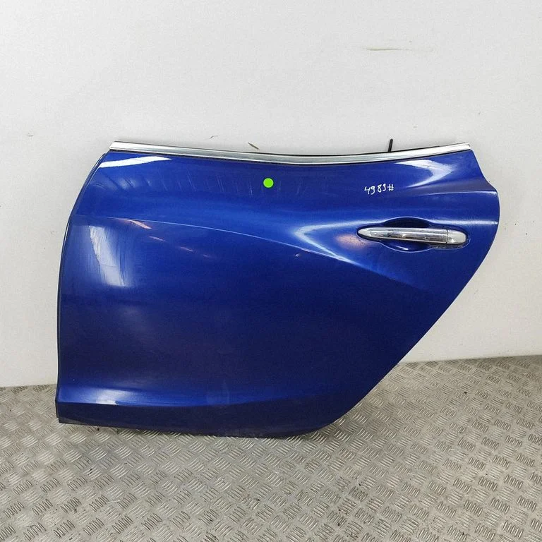 Rear door 673008062