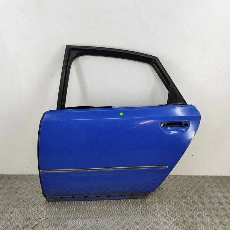 Aizmugurējās durvis 4E0833419J