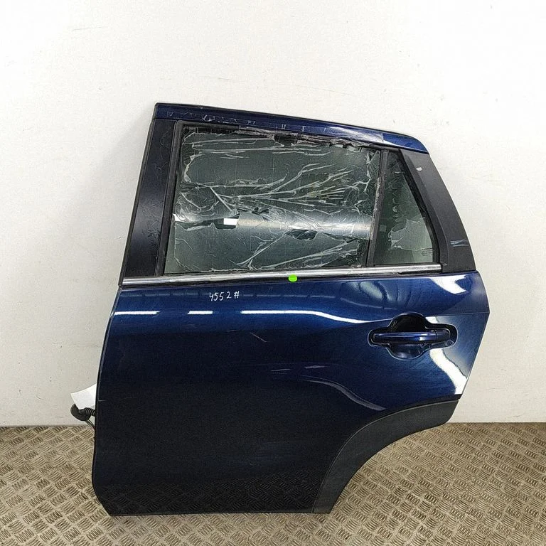 Rear door 6800463T00