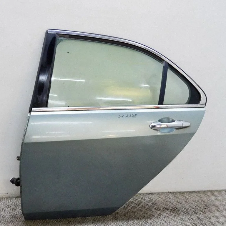 Aizmugurējās durvis 67550SEA900ZZ