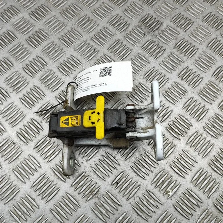 Tagaukse ülemine hing ET76A42982AF