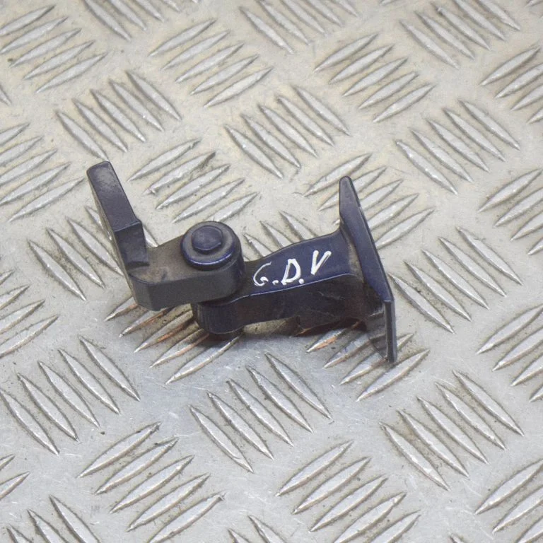 Rear door upper hinge – BMW 3 Series F30 F35 F31 (2012-2018)