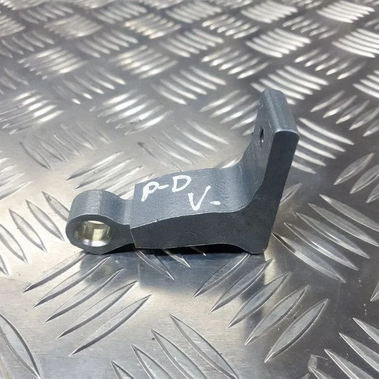 Rear door upper hinge – Volvo XC90 (2014-)