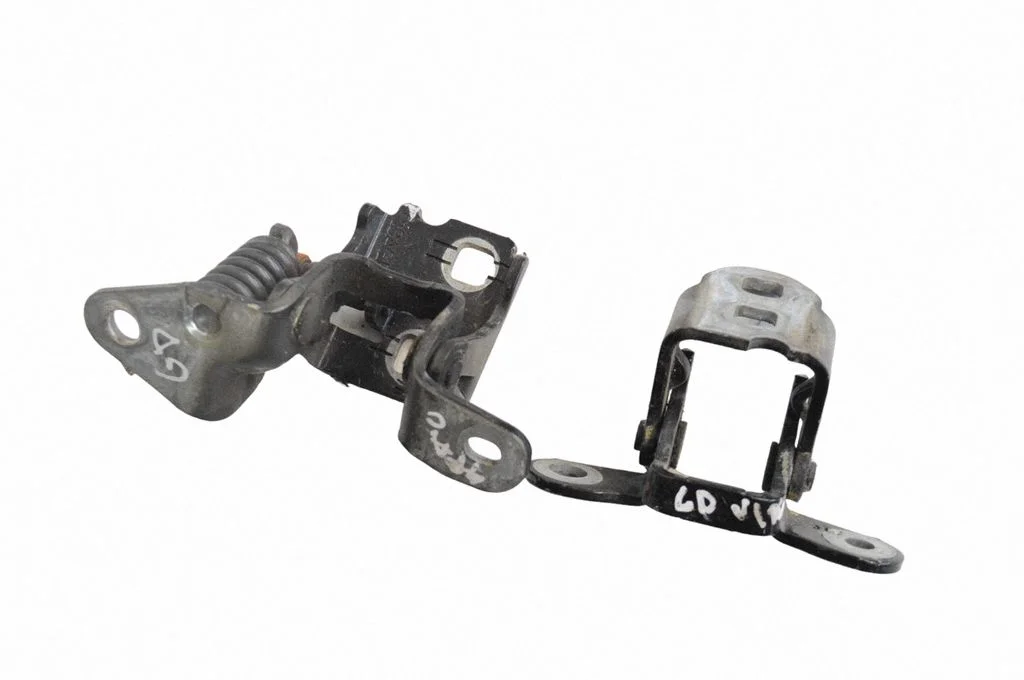 Tagaukse ülemine hing – Jeep Cherokee KK (2008-2013)