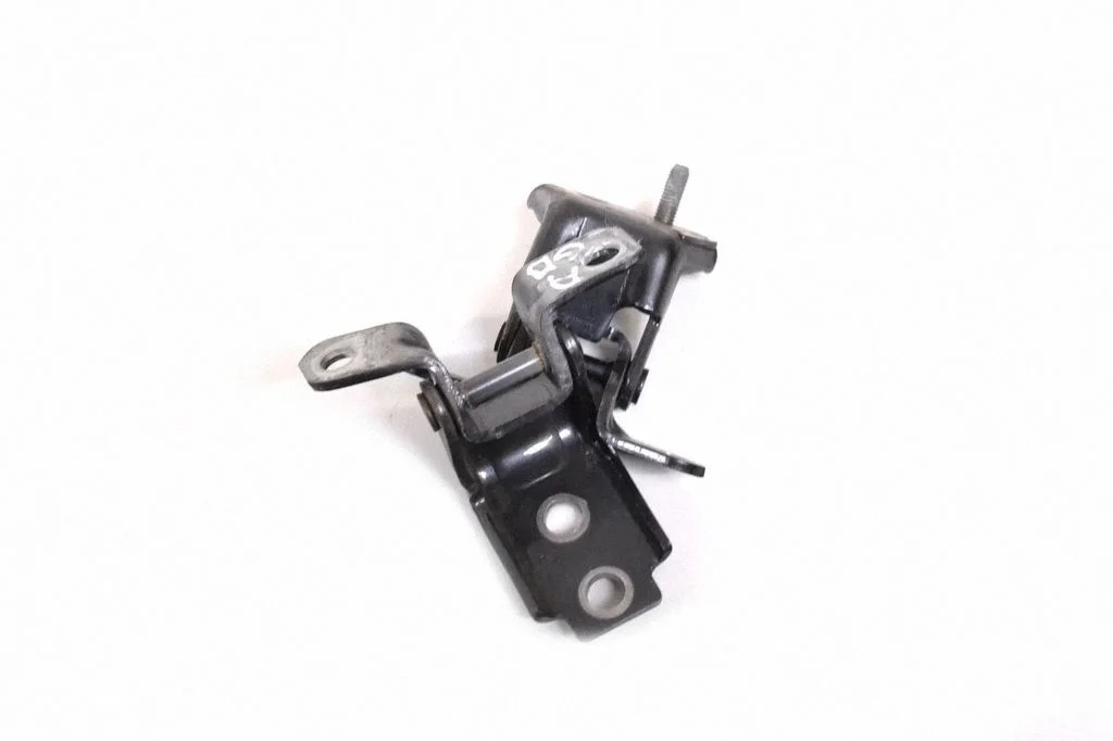 Rear door upper hinge CA00SF27