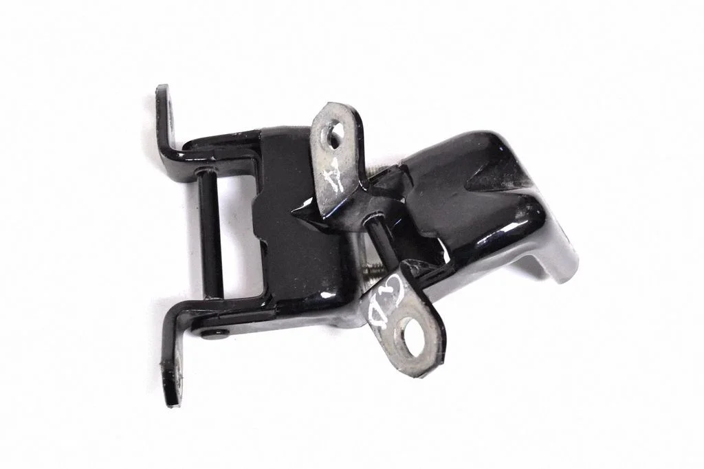 Rear door upper hinge – right