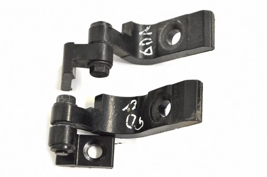 Rear door upper hinge 7266716