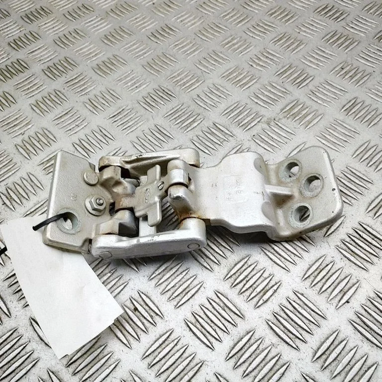 Rear door lower hinge KK41V429A15BB