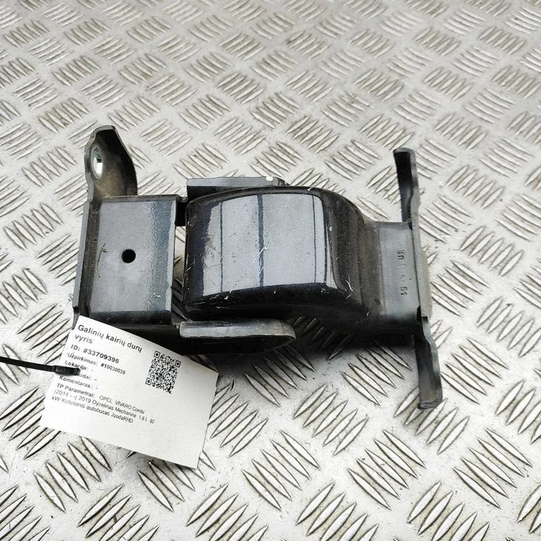 Aizmugurējā apakšējā eņģe – Opel Vivaro (2019-)