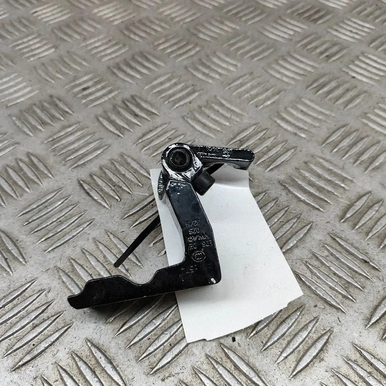 Rear door lower hinge 8W8833403A