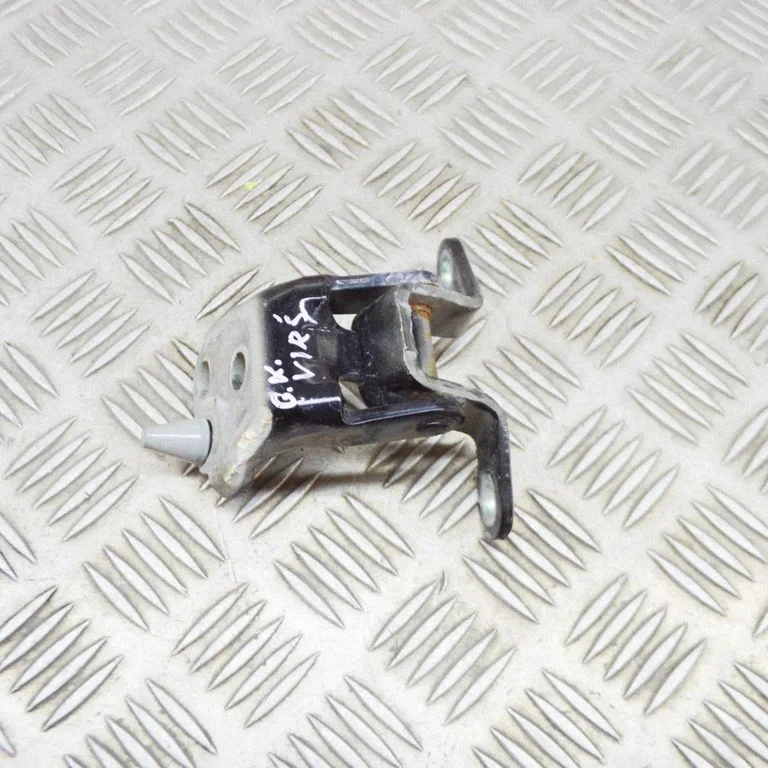 Rear door lower hinge – Ford Ranger (2012-2018)