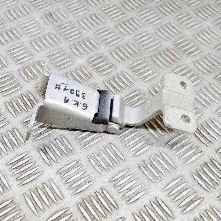 Aizmugurējā apakšējā eņģe KL4312A