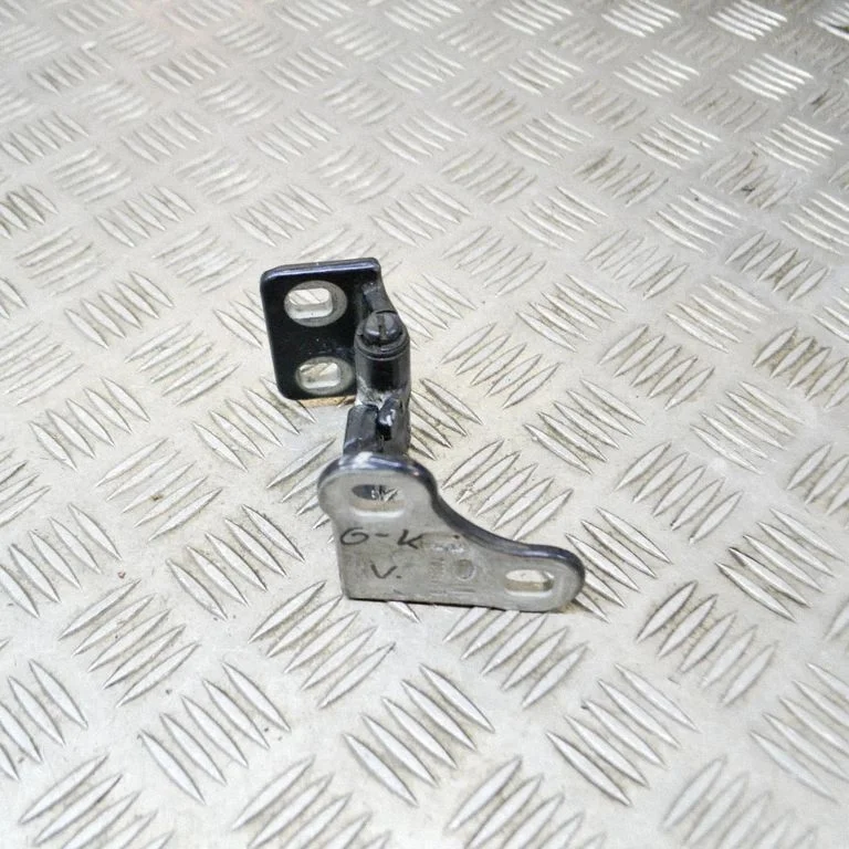 Aizmugurējā apakšējā eņģe 70254419