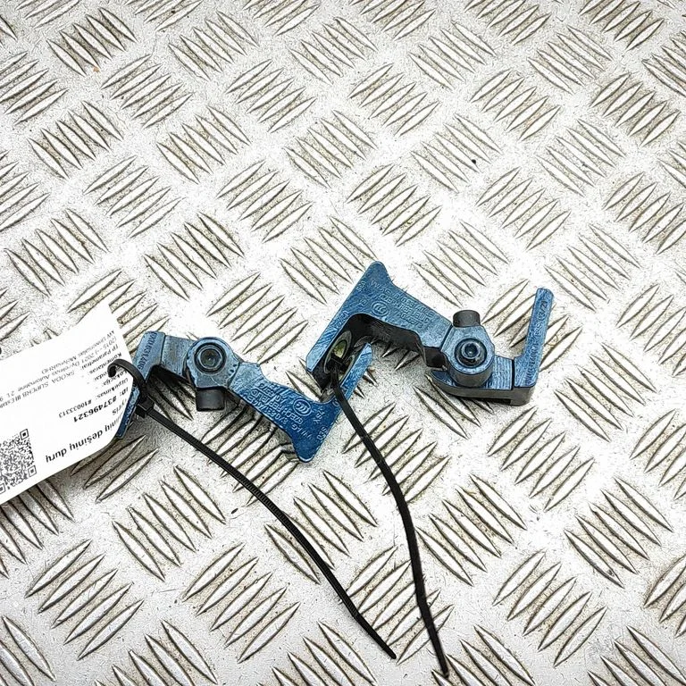Rear door hinge set – Skoda Superb B8 (3V) (2015-2024)
