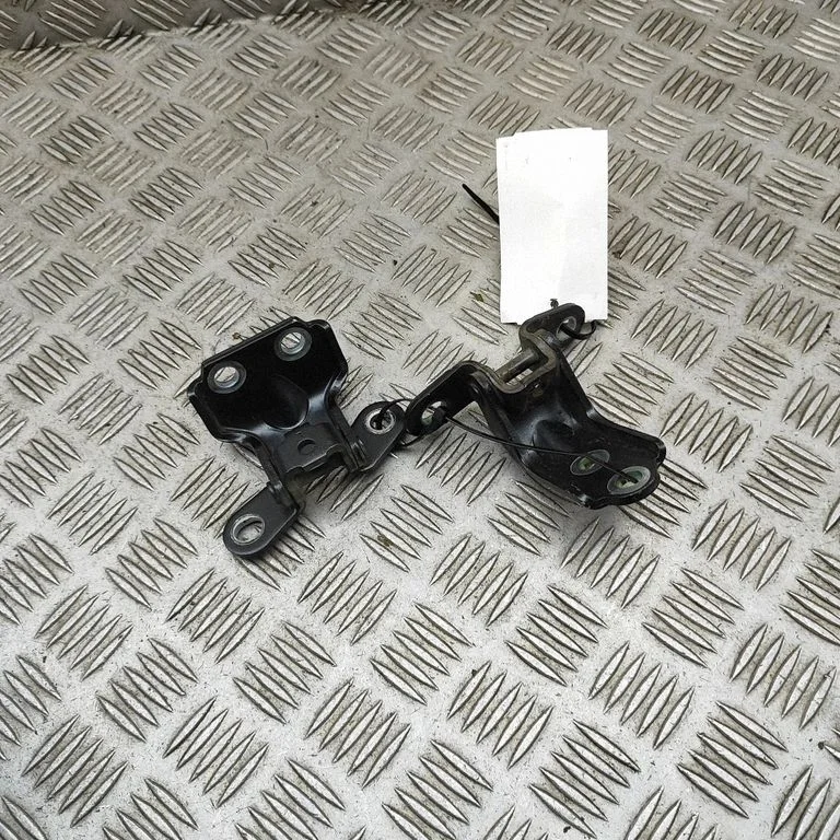 Rear door hinge set – Hyundai IONIQ 6 (2022-)