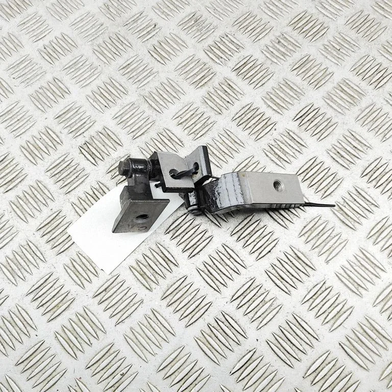 Aizmugurējo eņģu komplekts 7495993