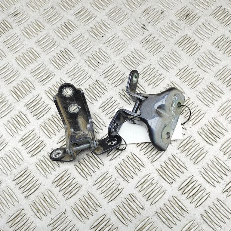 Rear door hinge set – KIA Ceed (2012-2018)