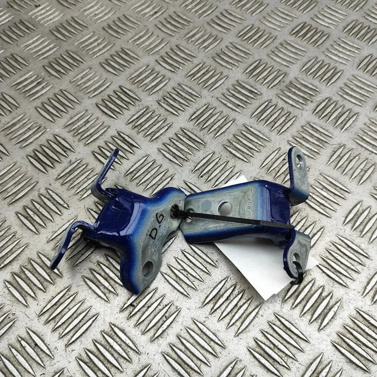 Rear door hinge set 6877052031