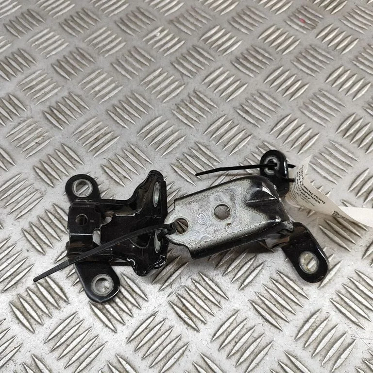 Rear door hinge set – Hyundai IONIQ 6 (2022-)