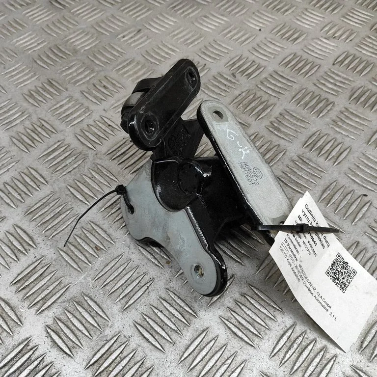 Aizmugurējo eņģu komplekts A1767300337
