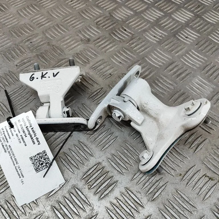 Aizmugurējo eņģu komplekts HW17661