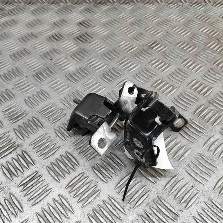 Aizmugurējo eņģu komplekts KB7W72240