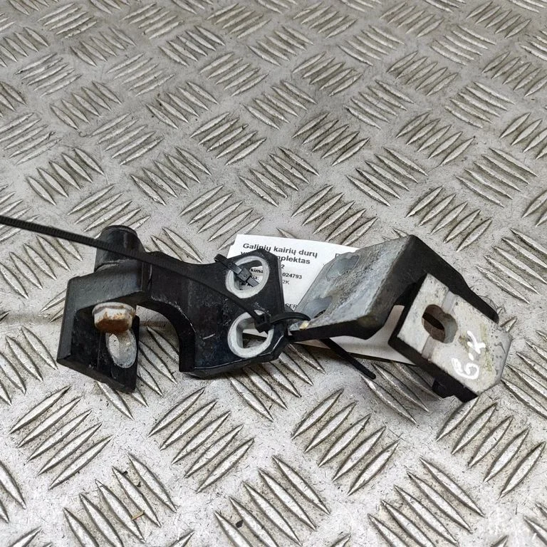 Tagaukse hingede komplekt 675000160