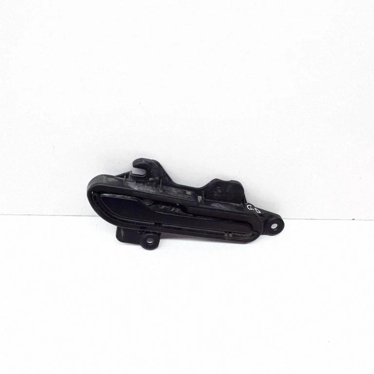 Rear door exterior handle 152811500D