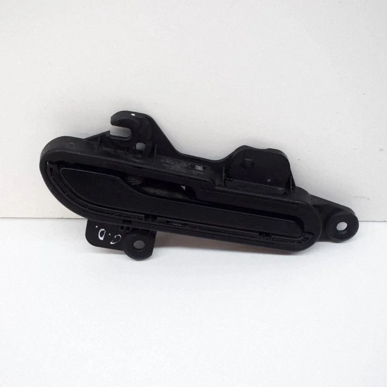Rear door exterior handle – Tesla Model Y (2020-)
