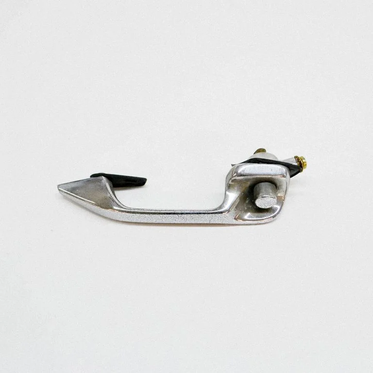 Rear door exterior handle 1087600859