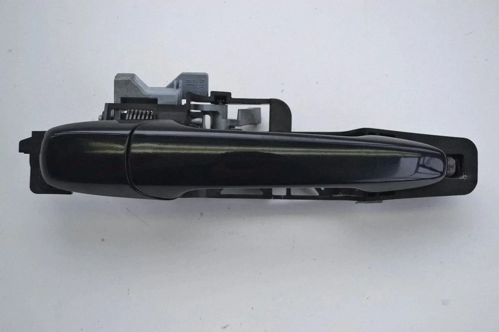 Rear door exterior handle – Ford Fusion (2006-2012), right