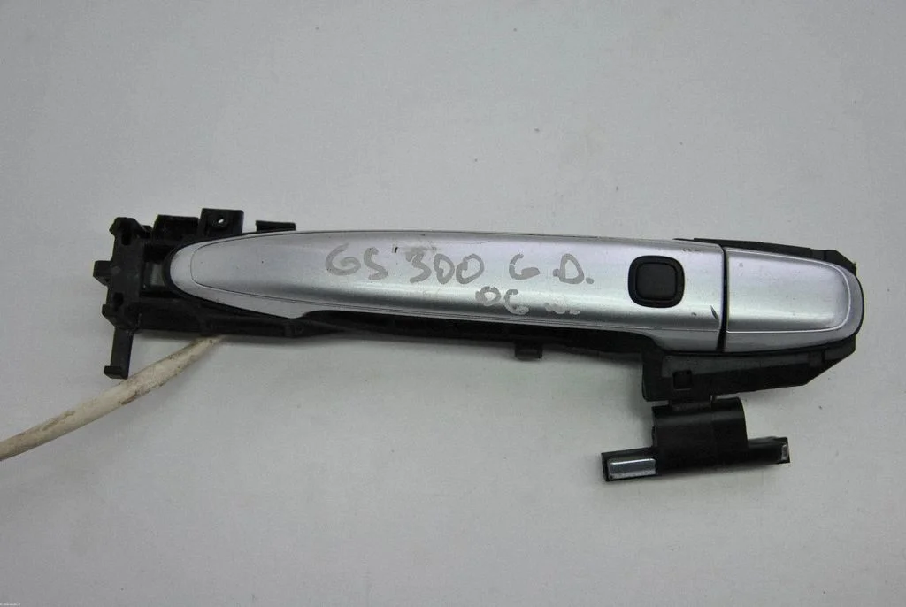 Tagaukse välimine käepide – Lexus GS 300 350 430 450H (2005-2012)