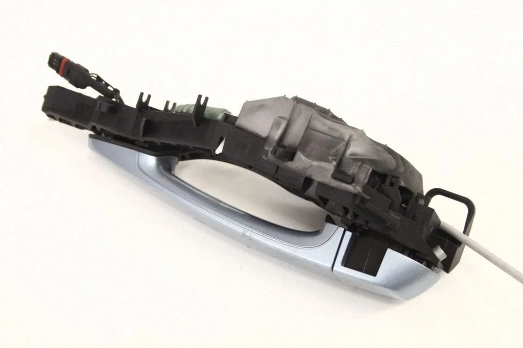 Tagaukse välimine käepide – BMW 3-seeria F30 F35 F31 (2012-2018)