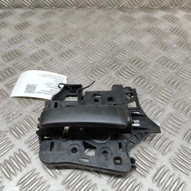 Aizmugurējais iekšējais atvēršanas rokturis 9812093380