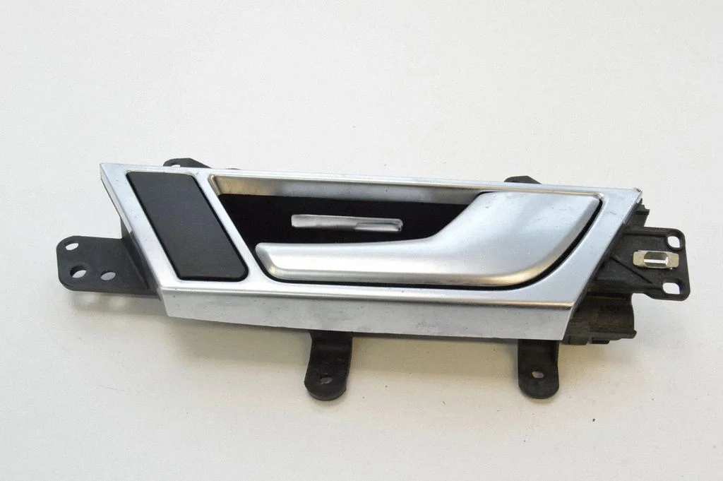 Rear door interior handle – Audi A6 Allroad C6 (2006-2011)