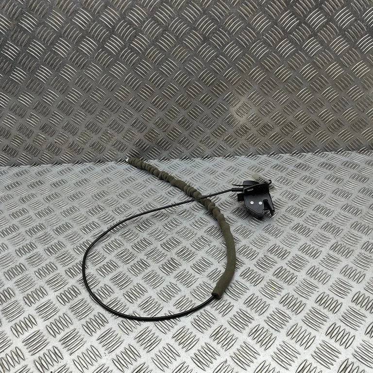Aizmugurējo durvju slēdzene 8200661155