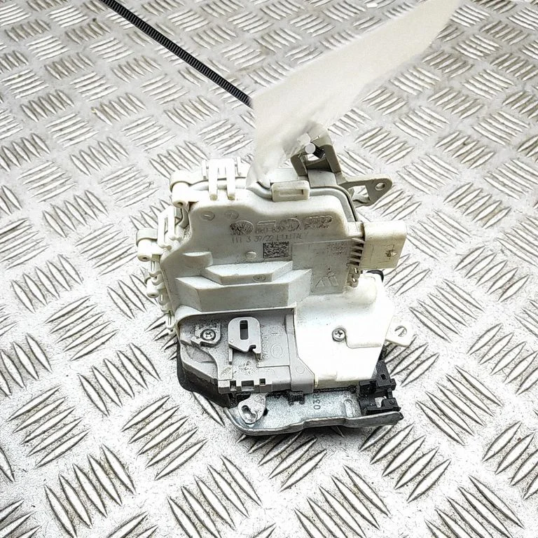 Rear door lock – Porsche Cayenne (9Y0 9Y3) (2018-)