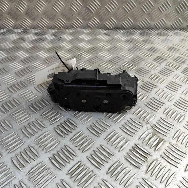 Rear door lock A5L5TA839015L