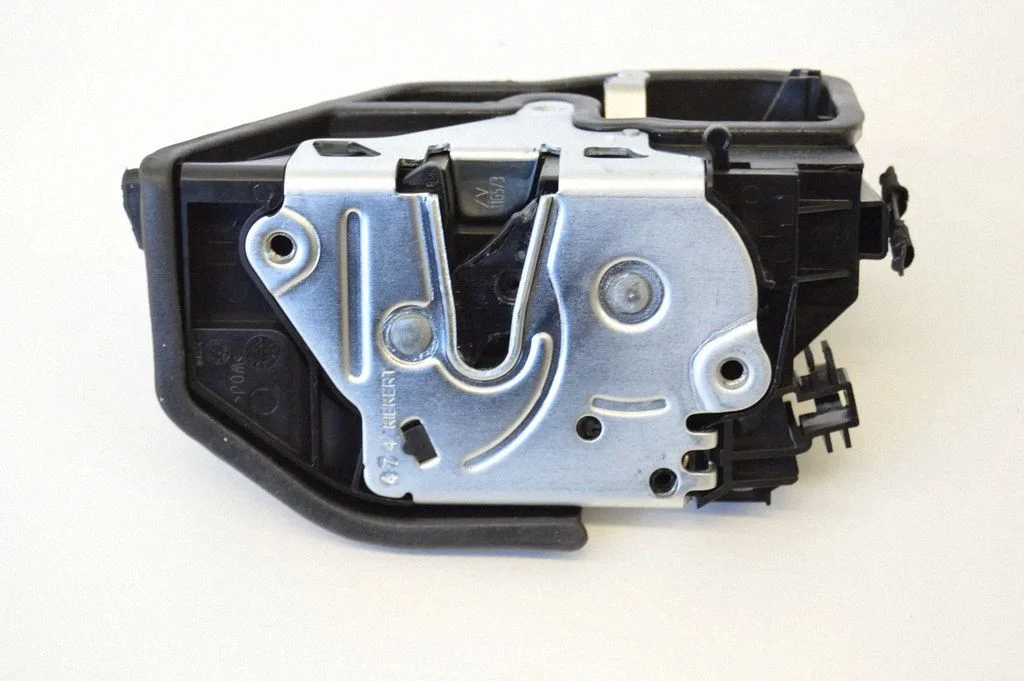 Aizmugurējo durvju slēdzene – BMW X5 E70 (2006-2013)