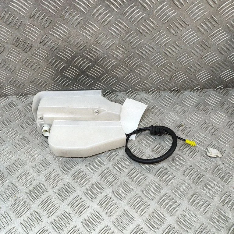 Rear door lock 150067401B