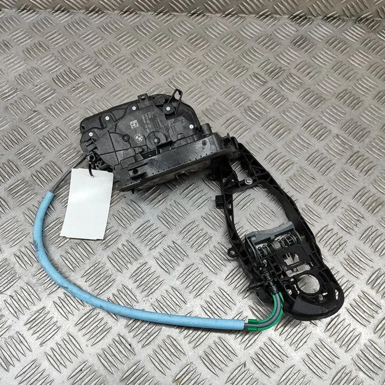 Tagaukse lukk – BMW X3 F25 (2010-2017)
