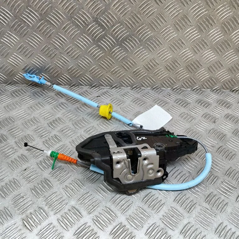 Rear door lock 5A160D1