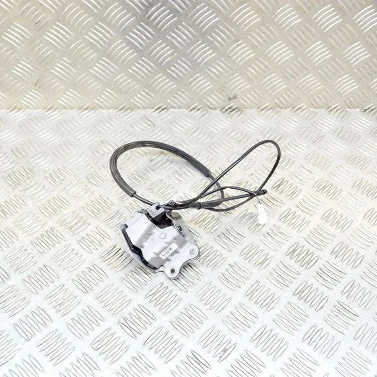 Aizmugurējo durvju slēdzene 7291032