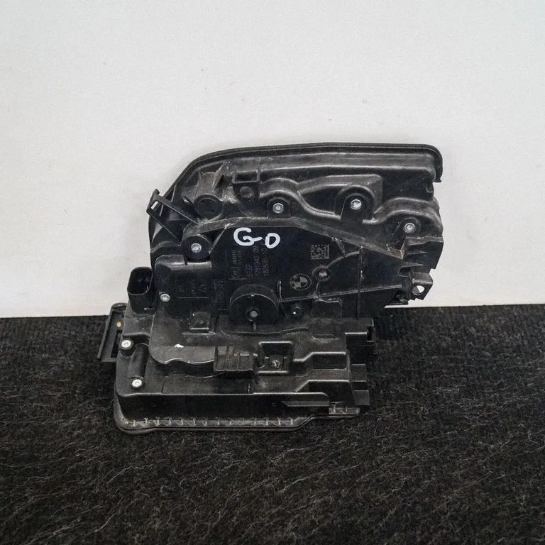 Rear door lock – BMW X1 F48 F49 (2015-2022)