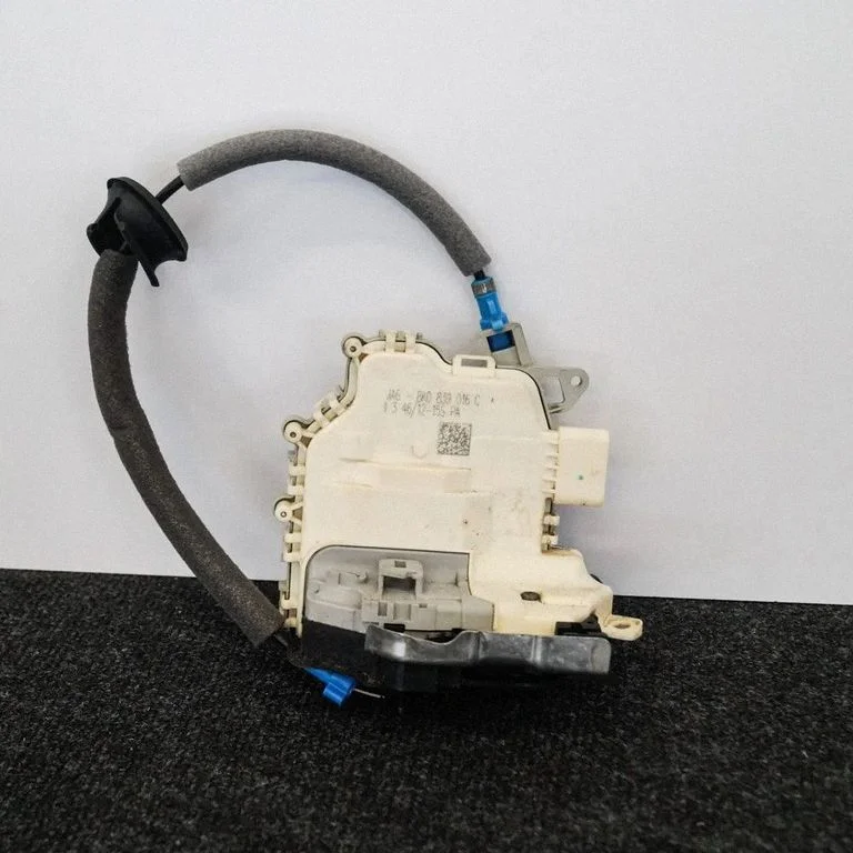 Zamek drzwi tylnych – Audi A3 S3 8V (2013-2019)