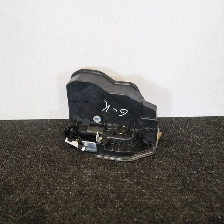 Aizmugurējo durvju slēdzene – BMW 3. sērija F30 F35 F31 (2012-2018)