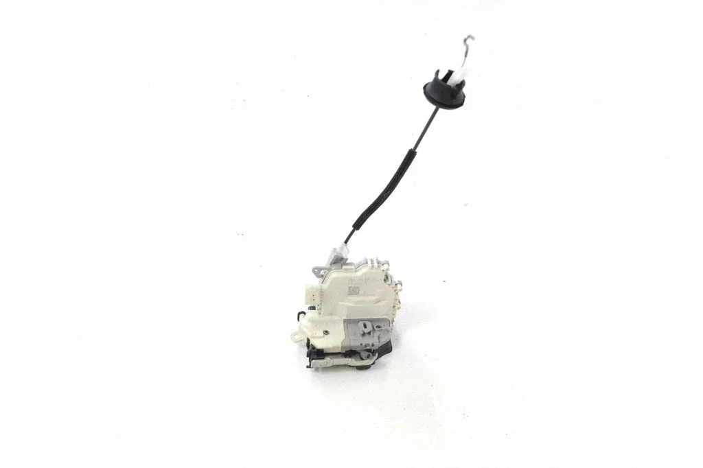 Rear door lock – Audi A4 Allroad B8 (2008-2016)