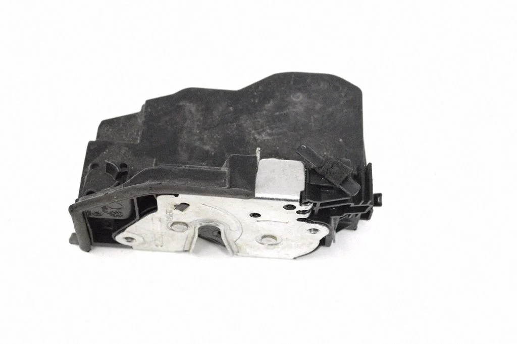 Tagaukse lukk – BMW 5-seeria E60 E61 (2004-2010)